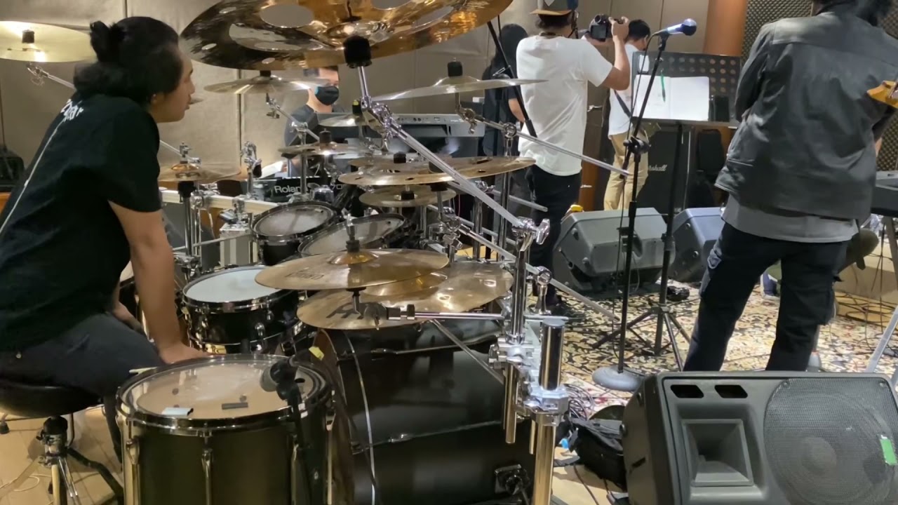 DeadSquad x IsyanaSarasvati | Pasukan Mati | Rehearsals Studio