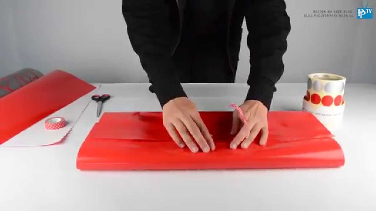 Paco Verpakkingen | Cadeaus inpakken | Rood & Zilver