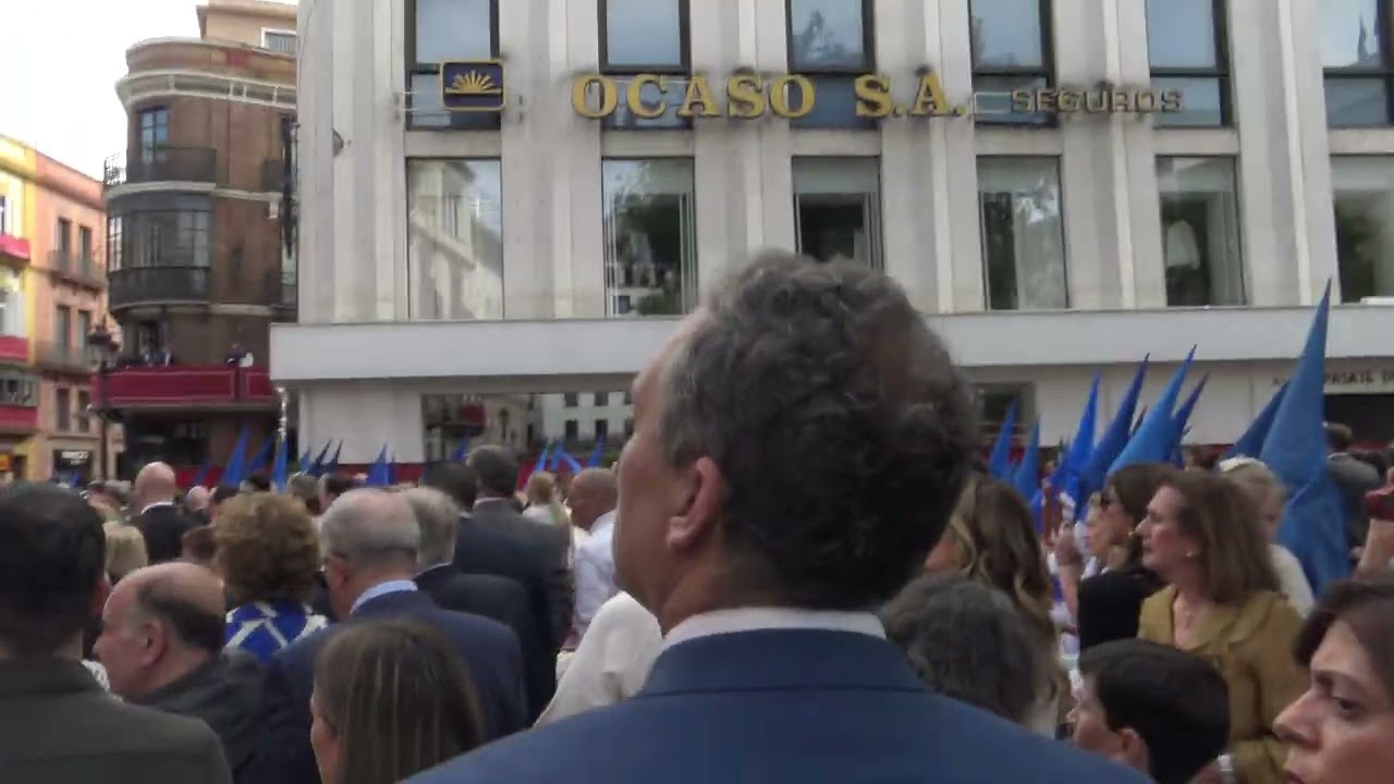 Dolores y Misericordia de Jesús Despojado llegando a Campana