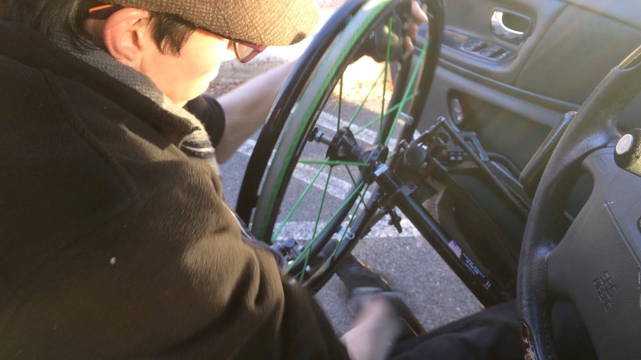 How I Pop Over Car Transfer - C7 Complete Quadriplegic from Connecticut, Jonathan Sigworth