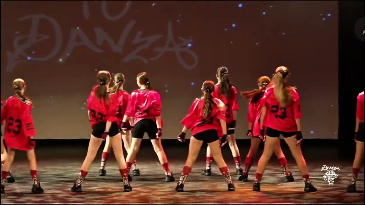 Rascalz Team - 2025 routine