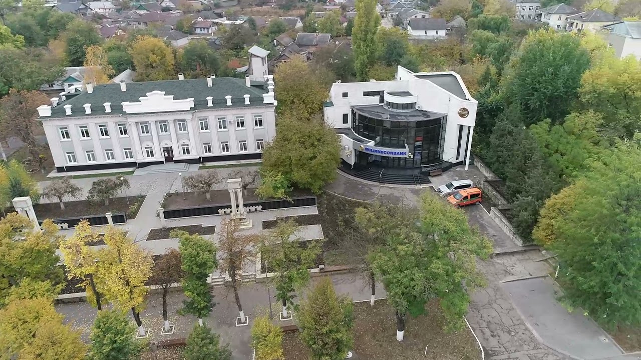 Orașul Căușeni în plină Toamnă de la nivelul păsării în zbor!