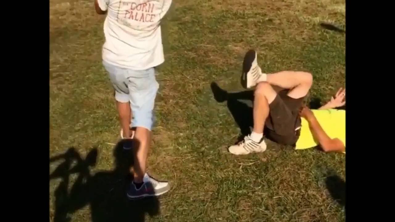 FAIL COMPILATION - PAINFUL BUT HILARIOUS VINES -