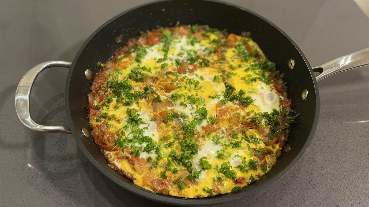 Egyptian Shakshuka ( شكشوكة )