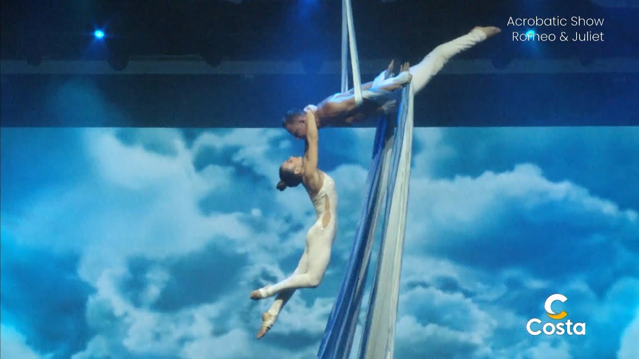 Aerial silks. Duo Lumiere