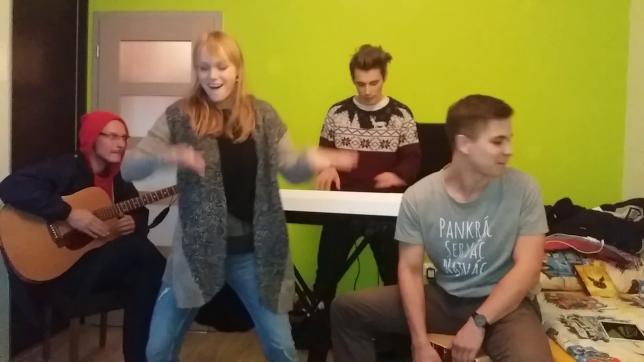 S hudbou vesmirnou