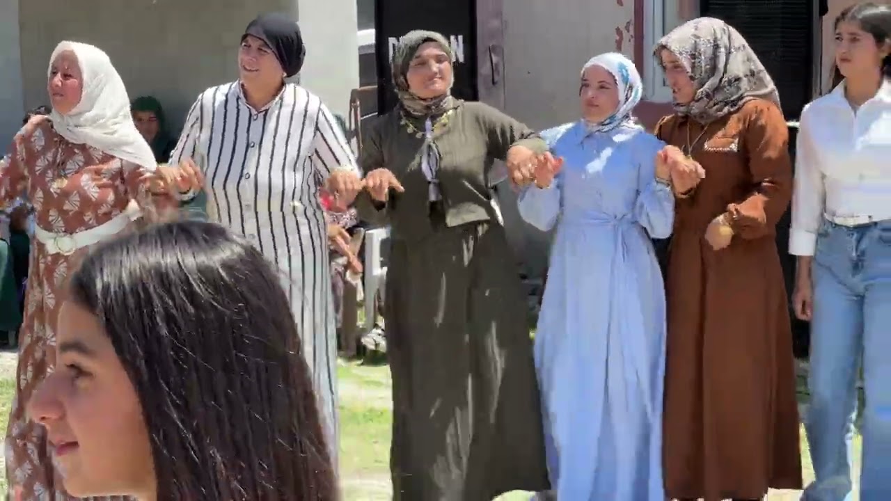 Uzun bir aradan sonra piyasaya çıkan halay başı işte o detaylar