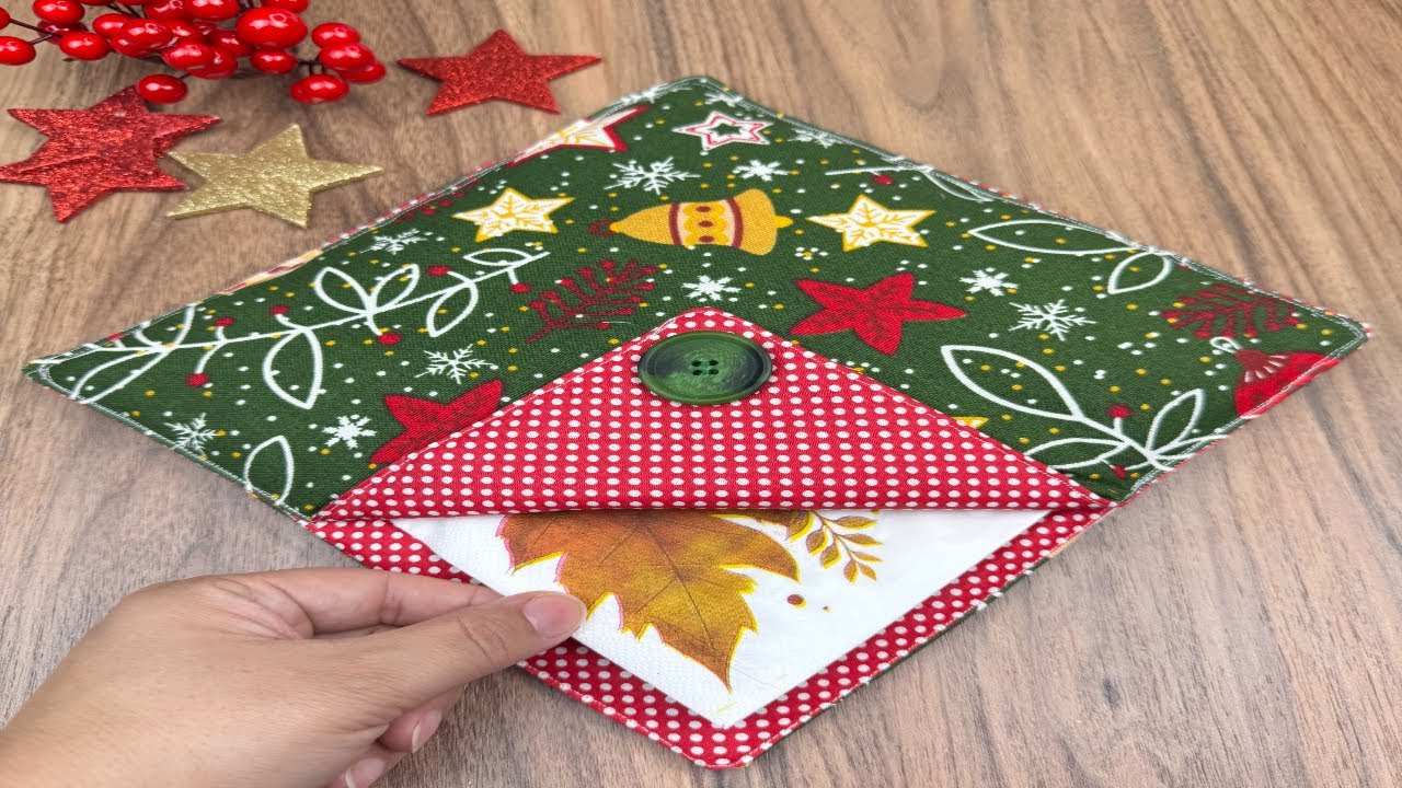 Something festive, something handmade, something special - ready to spread Christmas vibes!🎅💫
