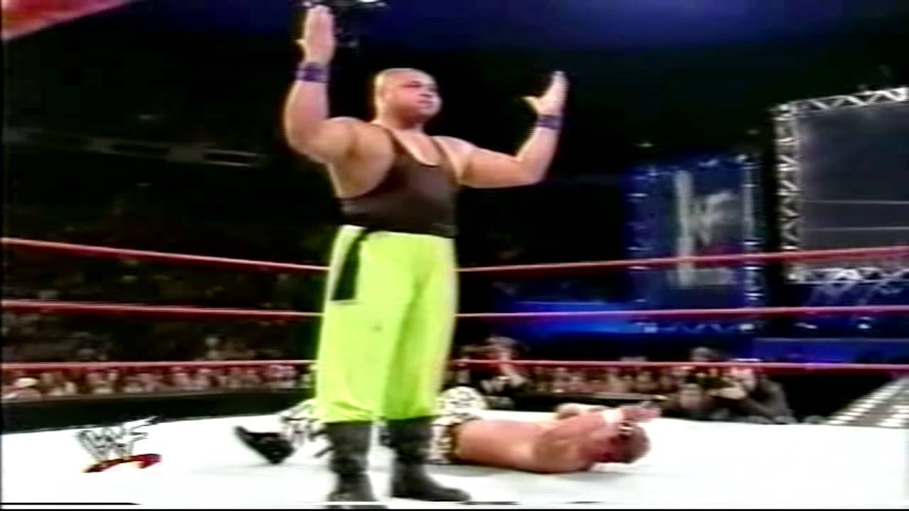 D'Lo Brown vs. Grandmaster Sexay