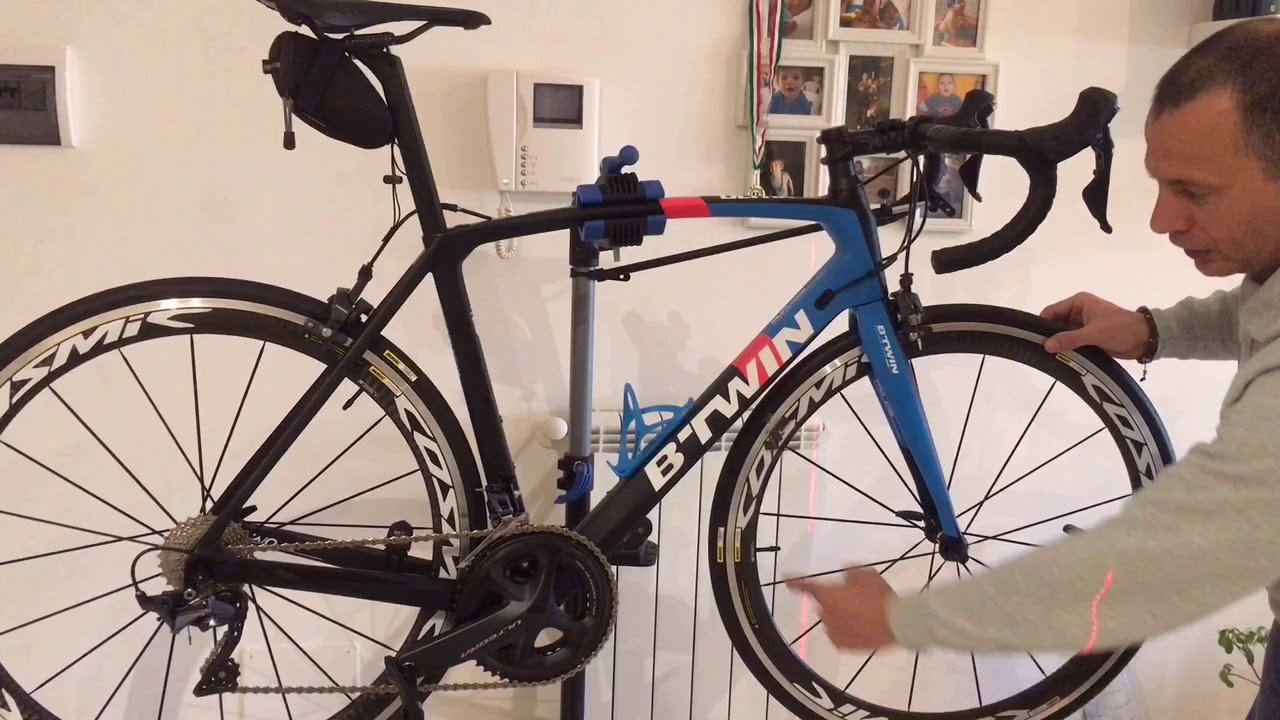 Equilibratura ruote in carbonio bici da corsa