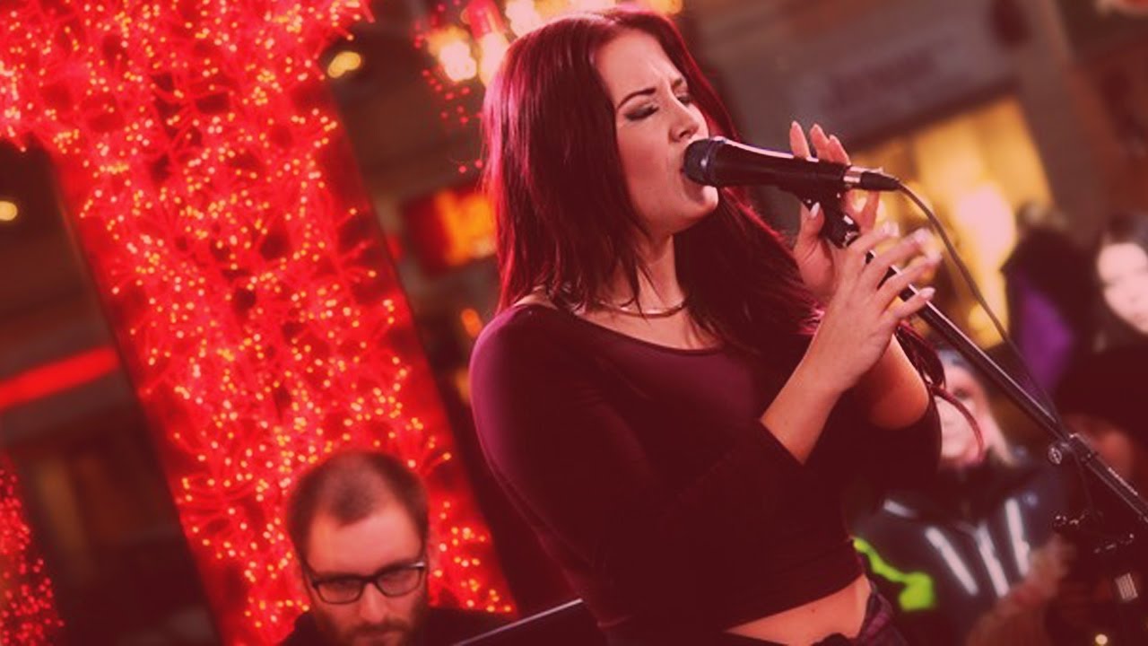 Molly Sandén - Satellites (Live @ Musikhjälpen 2015)