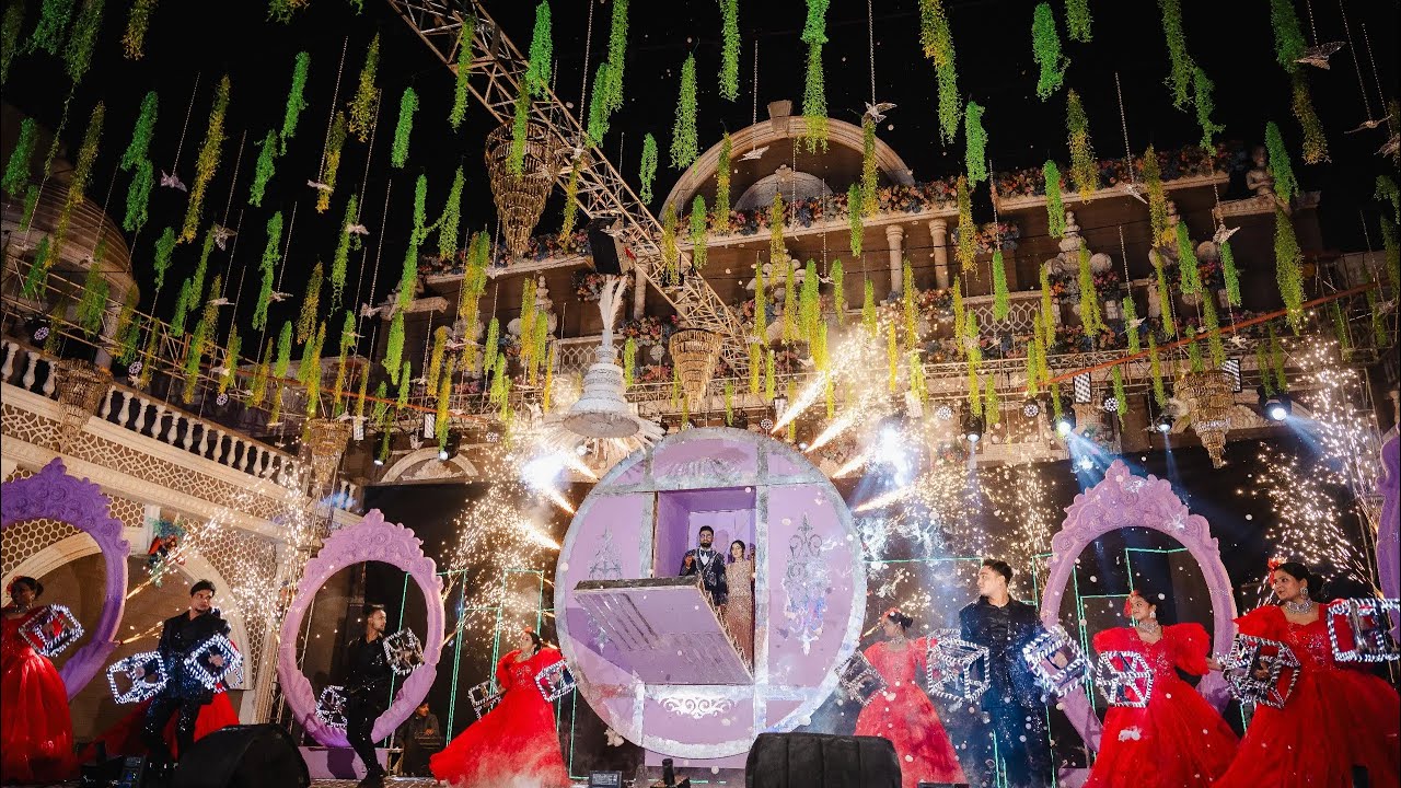 Grand entry of sangeet #sangeet #sangeetnight // #deepukitanu #wedding #grandentry #cakecutting 