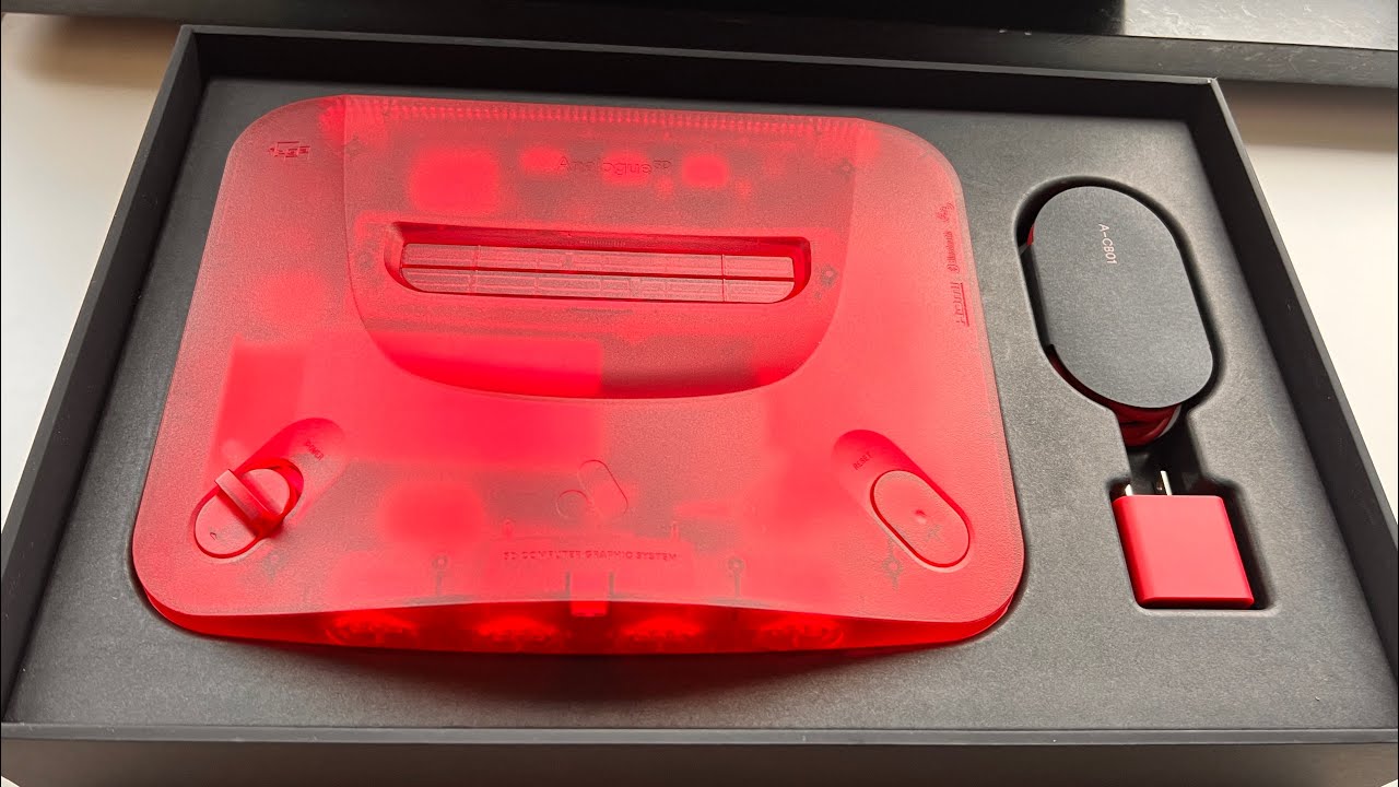 A very unprofessional [ ANALOGUE 3D watermelon red ￼] unboxing video 