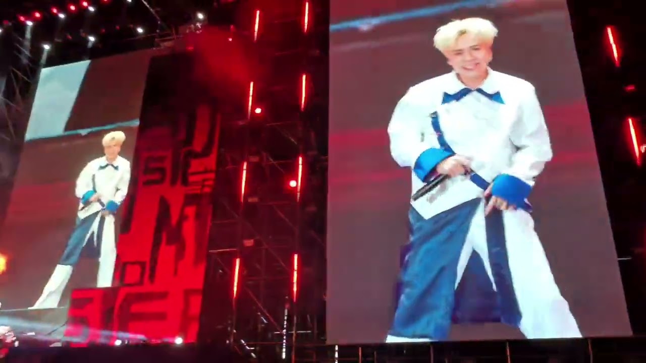 Quang Hùng MasterD Intro tại TIGER REMIX ở Quảng Trường Mỹ Tho 