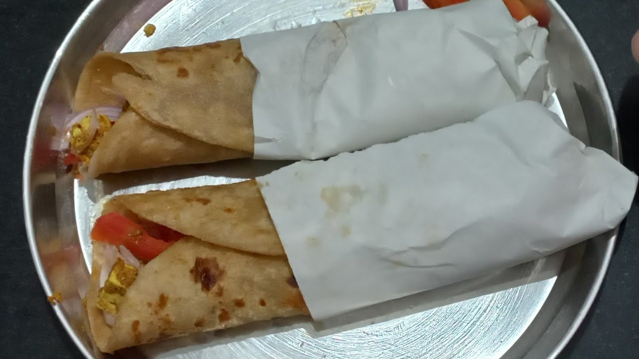 Paneer roll recipe बच्चौ को लगा बाहर से मगवाया है पनीर रोल #youtube #chandanasfoodiefun #roll recipe