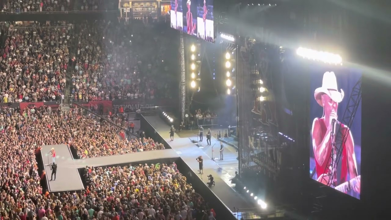 Kenny Chesney - Boston (Foxboro 8/26/22)