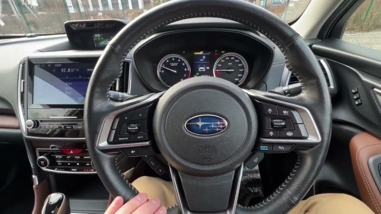 Subaru Forester E-Boxer 2.0 hybrid в топ комплектации