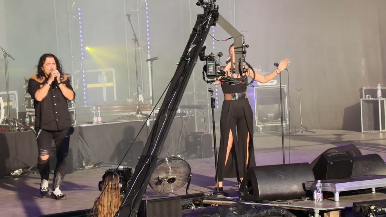 Hard , Kalapács-Ódor Cintia . várj úgy    ( Kalapács József 60. Totális metál Budapest park.)