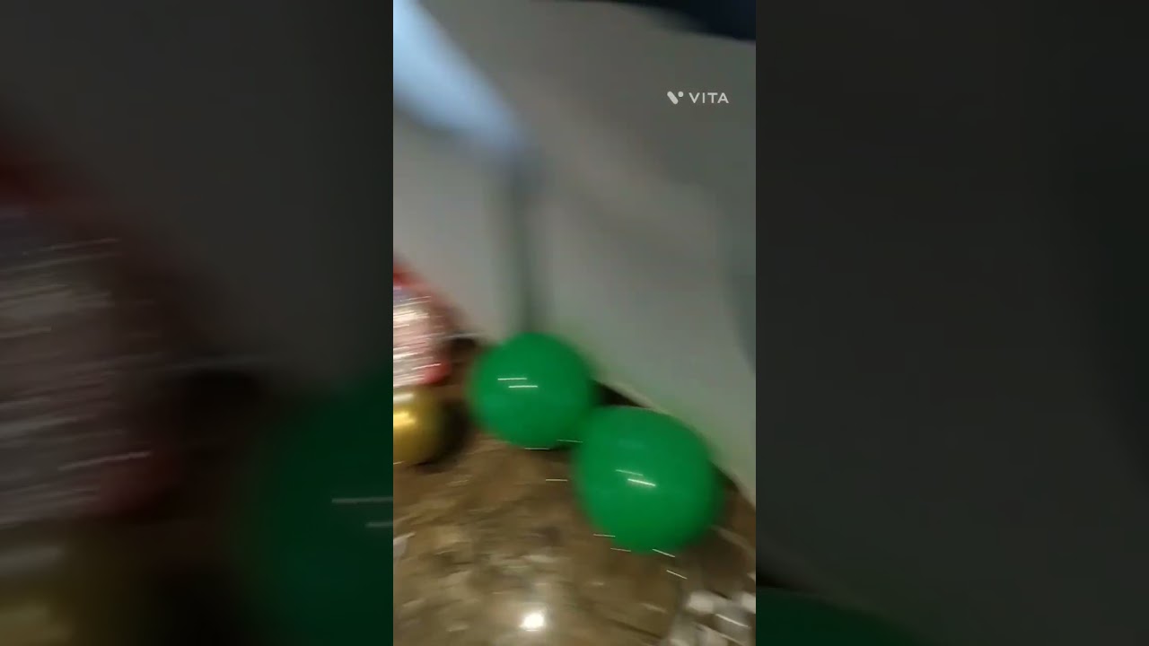 ek kam karte hue video decoration 
