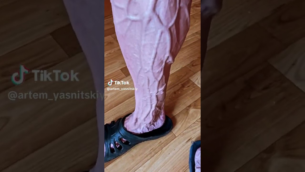Huge legs 🍗 #legs #foot #muscles #jock #beefy #veins #huge