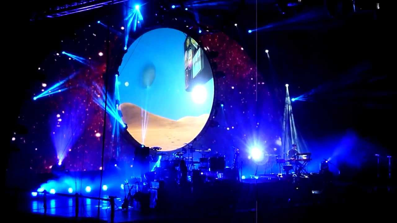 Brit Floyd Show - Shine On You Crazy Diamond (live in Saint-Petersburg)