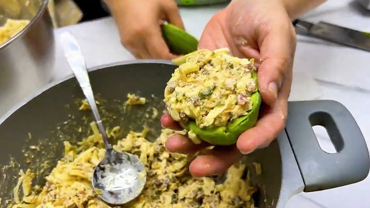 🥑¡Aguacates Fritos y Rellenos de Queso Crema! Una Receta Única que No Has Visto Antes 😋👌