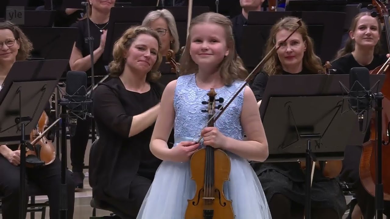 Lilja Haatainen plays Sibelius's Humoresques No. 1, 2 & 4 & Wieniawski's Etude-Caprice No. 4, FRSO.