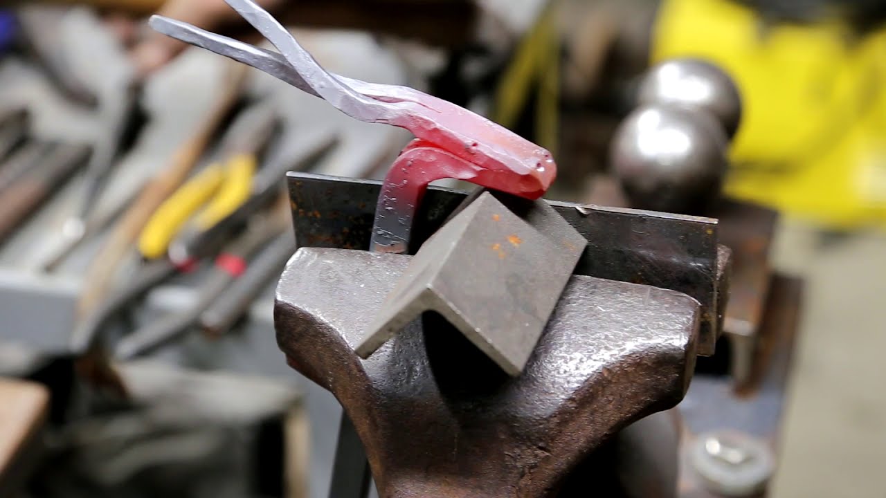 Forged Viking Drinking Horn Stand With Cow Bull head Blacksmith project simple build