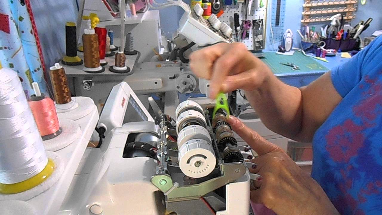 Как почистить направляющие нити на вышивальной машине Janome MB4.