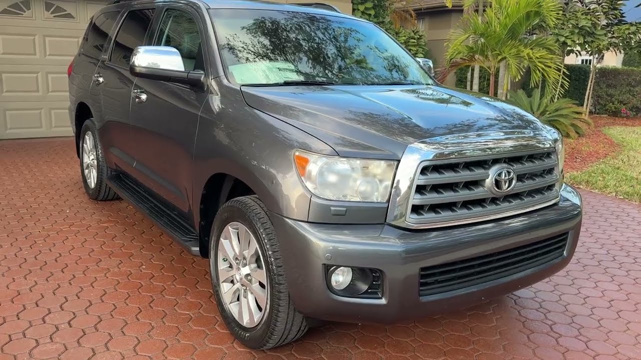 M.S.R.P. $59,990.00 2013 SEQUOIA LIMITED 4X4 1 CA/FL OWNER WINDOW STICKER ALL SERVICE RECEIPTS MINT