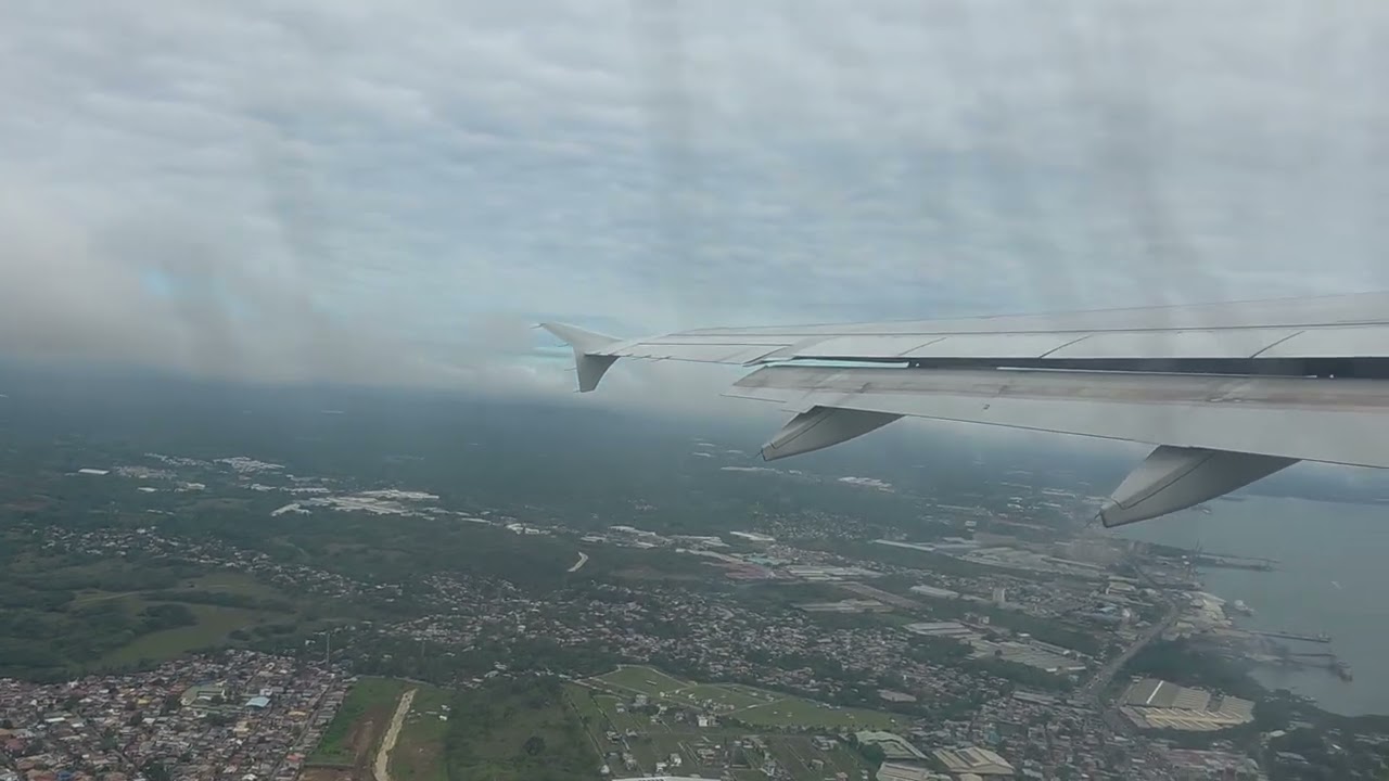 Philippine Airlines A320-200 PR2346 departing DVO. (DVO-CEB)