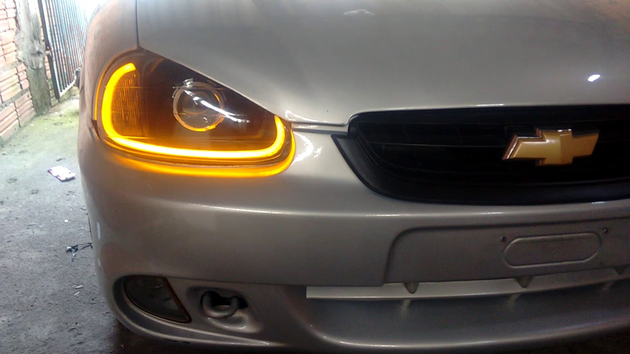 Corsa retrofit no farol