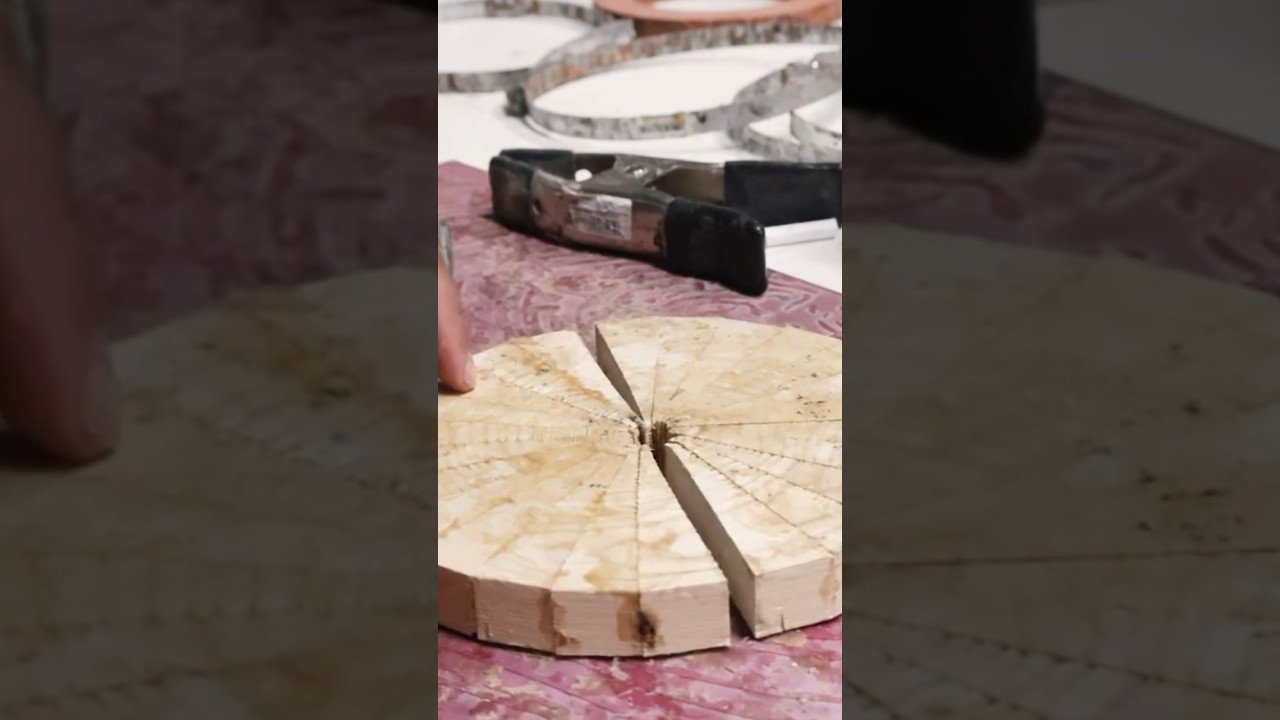 Segmented base for a bowl gone wrong!                                        #woodturning #segmented