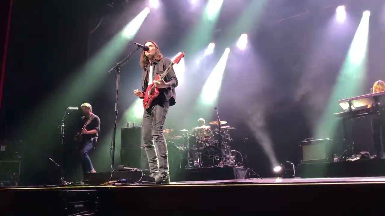 James Bay - Pink Lemonade (Live in Oakland)