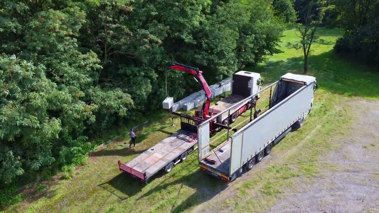 Rozładunek bloków betonowych lego HDS | TRANSPORT KULA | DAF & Fassi