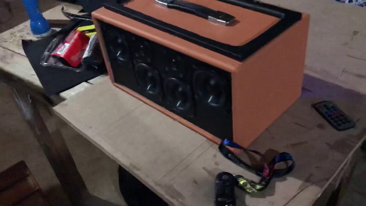 Caixa de som residencial com JBL 3,5w508