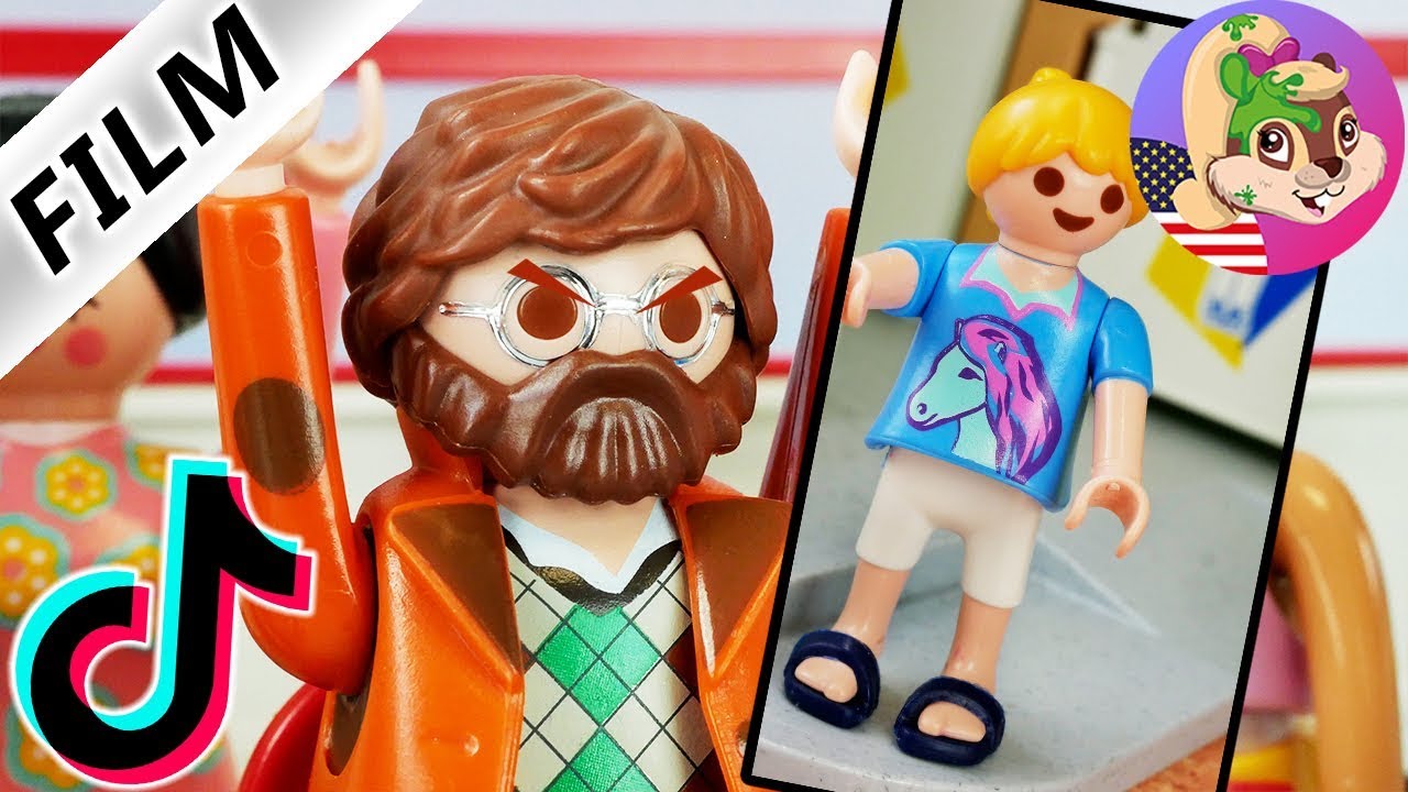 A Playmobil Story SCHOOL CONFERENCE BECAUSE OF TIKTOK! PHONES FORBIDDEN FOR THE WHOLE SCHOOL? Smith
