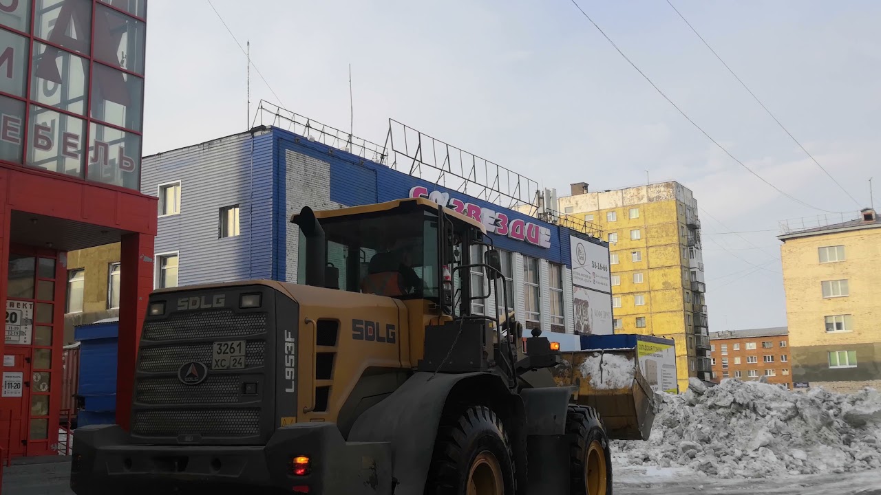 Walking Norilsk Dzerzhinsky Street