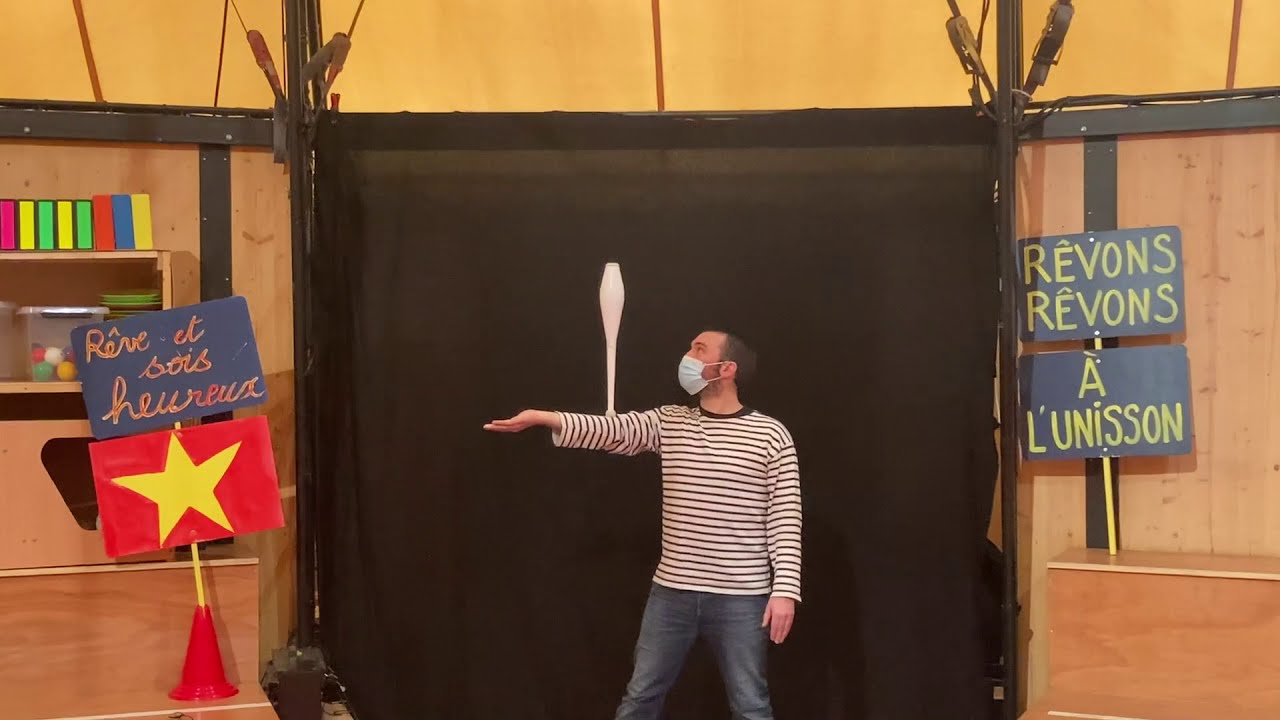 LES TUTOS CIRQUE DU BOULON - Épisode 1 : ÉQUILIBRE 1 MASSUE