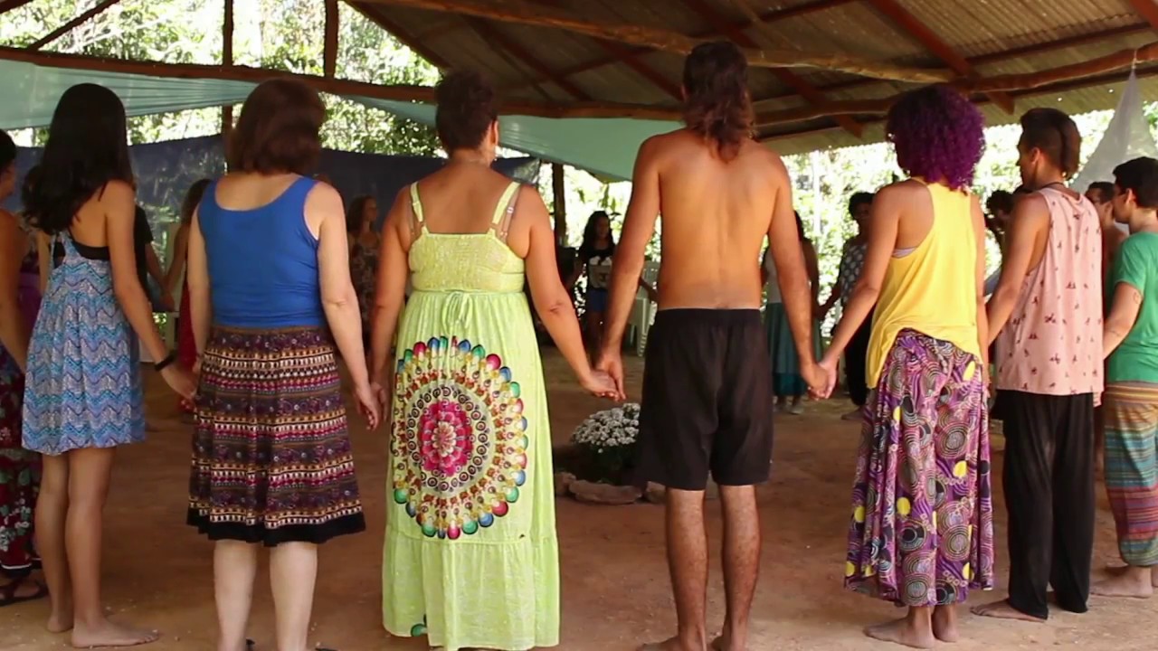 Projeto Danças dos Povos - L'allouette - França
