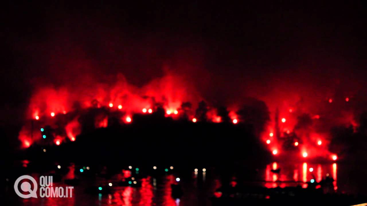Ossuccio, fuochi d'artificio all'Isola Comacina 2011
