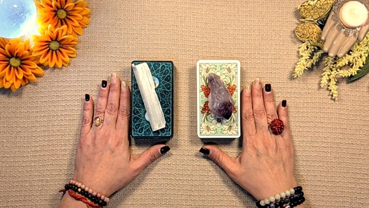 🔮💖PIENSA en ALGUIEN: Su ÚLTIMO PENSAMIENTO y lo que SIGNIFICAS realmente en su VIDA💖🔮TAROT AMOR💖🔮