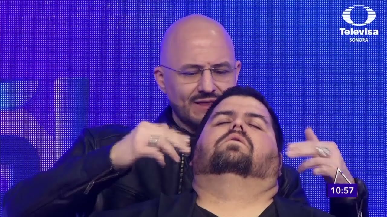 John Milton hipnotiza a Christian Ramírez en vivo