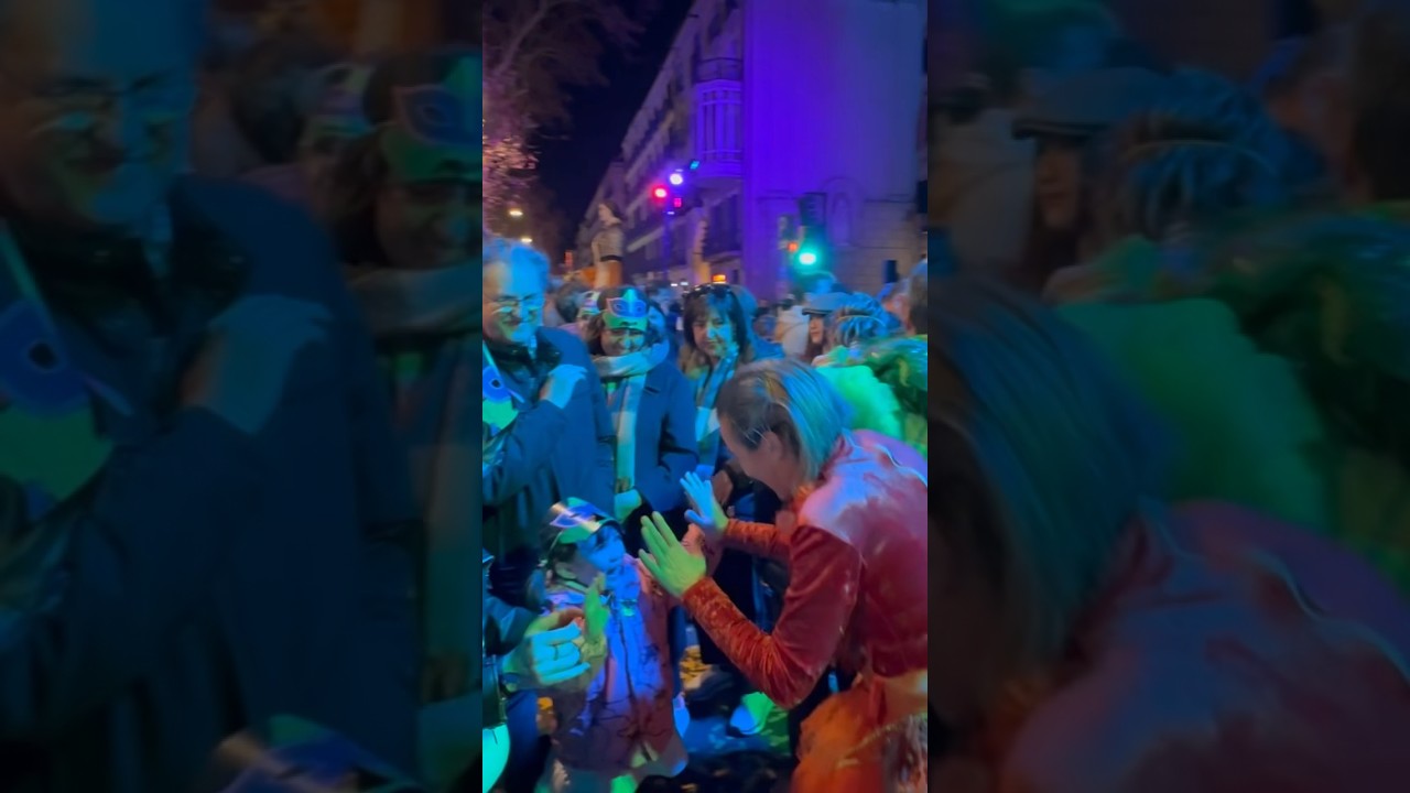 Arribo de los Reyes del Carnaval y la Taronjada 2024 #culturalpopular #carnavalbcn