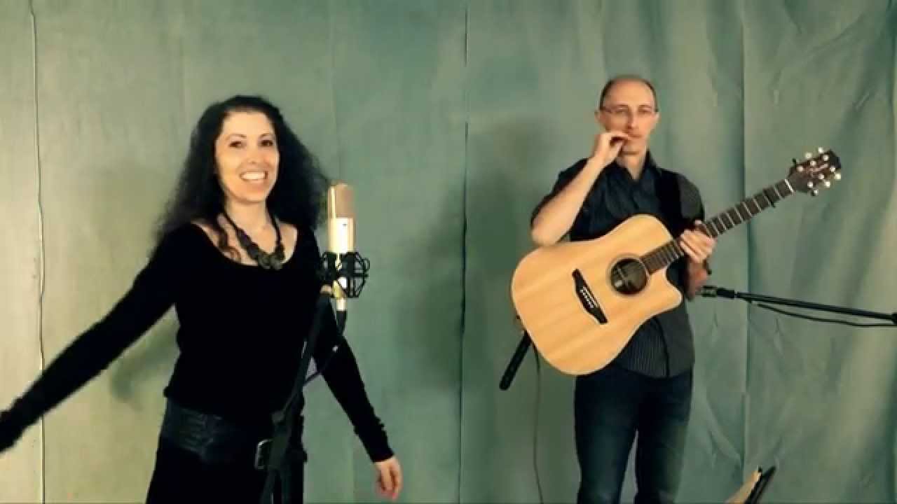 AcousTrip - Crazy little thing called love