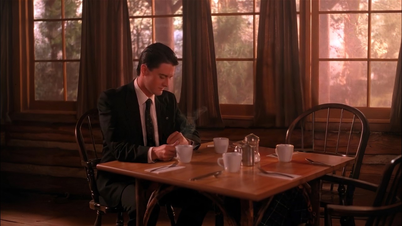 Twin Peaks Hotel Cafe Ambience | Morning Coffee with Agent Cooper | Calm Nostalgic 90s Soundtrack