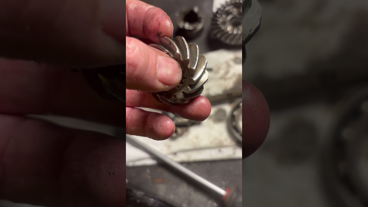 2016 Mercury 40hp lower unit repair