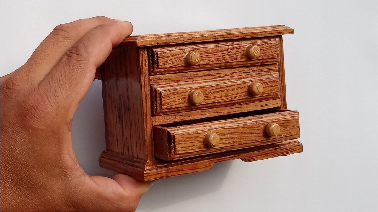 Como hacer una cómoda miniatura en madera