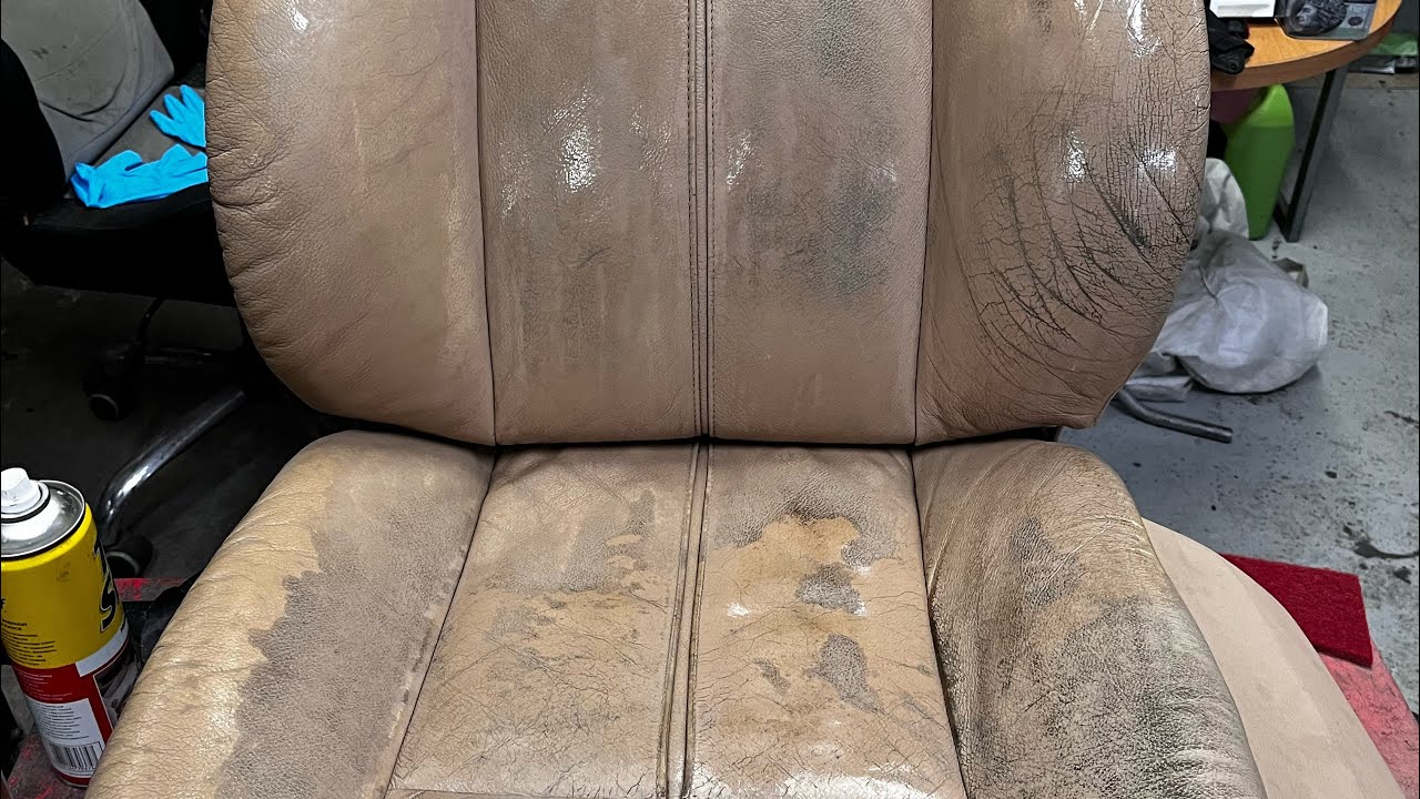 Ile kosztuje renowacja skórzanego fotela
