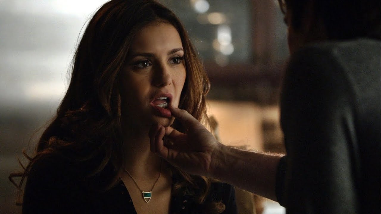 TVD 6x13 - Damon and Elena eat a cupcake and talk about their kiss, Kai interrupts them | Delena HD